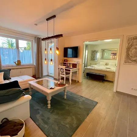 Strandliebe Gluecksburg Ulstrupfeld