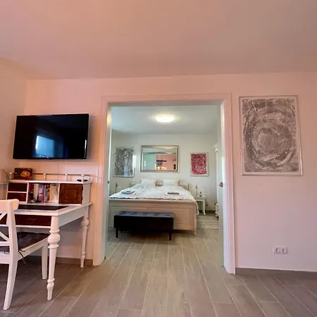 Strandliebe Gluecksburg Ulstrupfeld